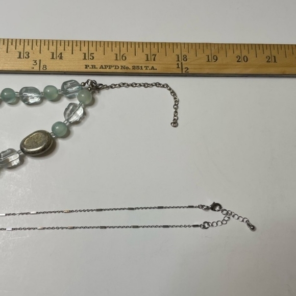 🧿LOVED SET OF GREEN NECKLACES - Picture 2 of 12